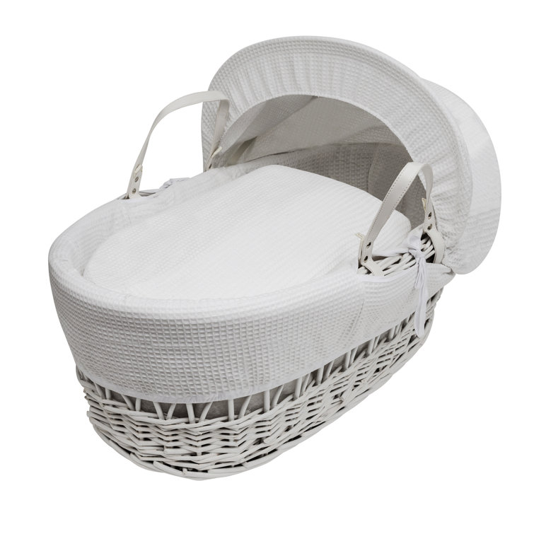 Moses Basket with Bedding